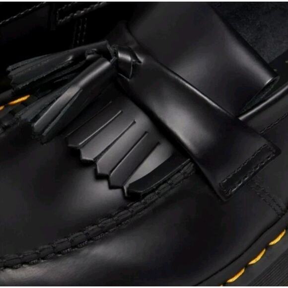 NWT Dr. Martens Tassel Loafers Black Leather Platform M7/W8 Goth Y2K - Picture 13 of 13